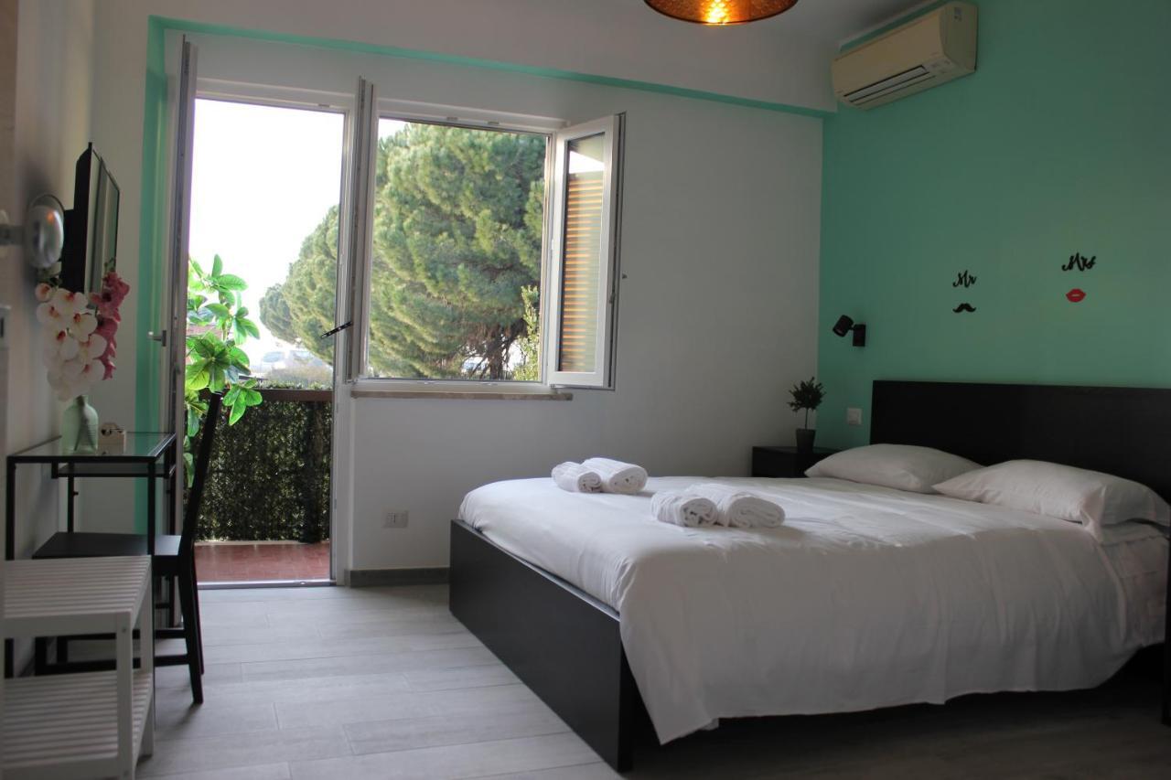 Roman Sunrise Rooms Екстериор снимка