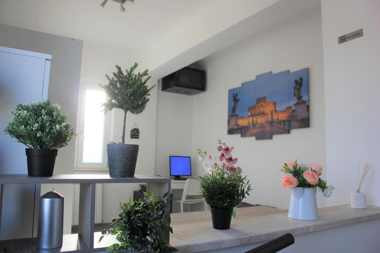 Roman Sunrise Rooms Екстериор снимка