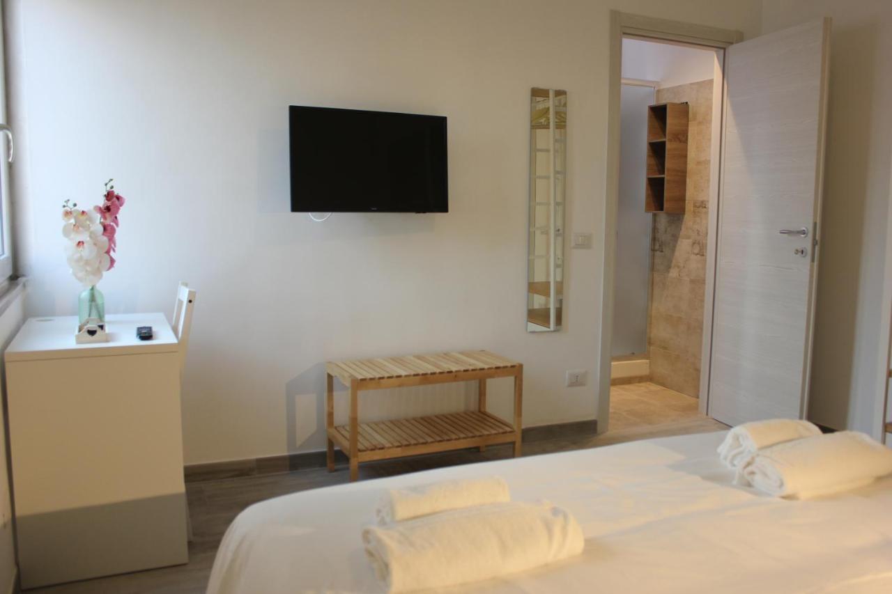 Roman Sunrise Rooms Екстериор снимка